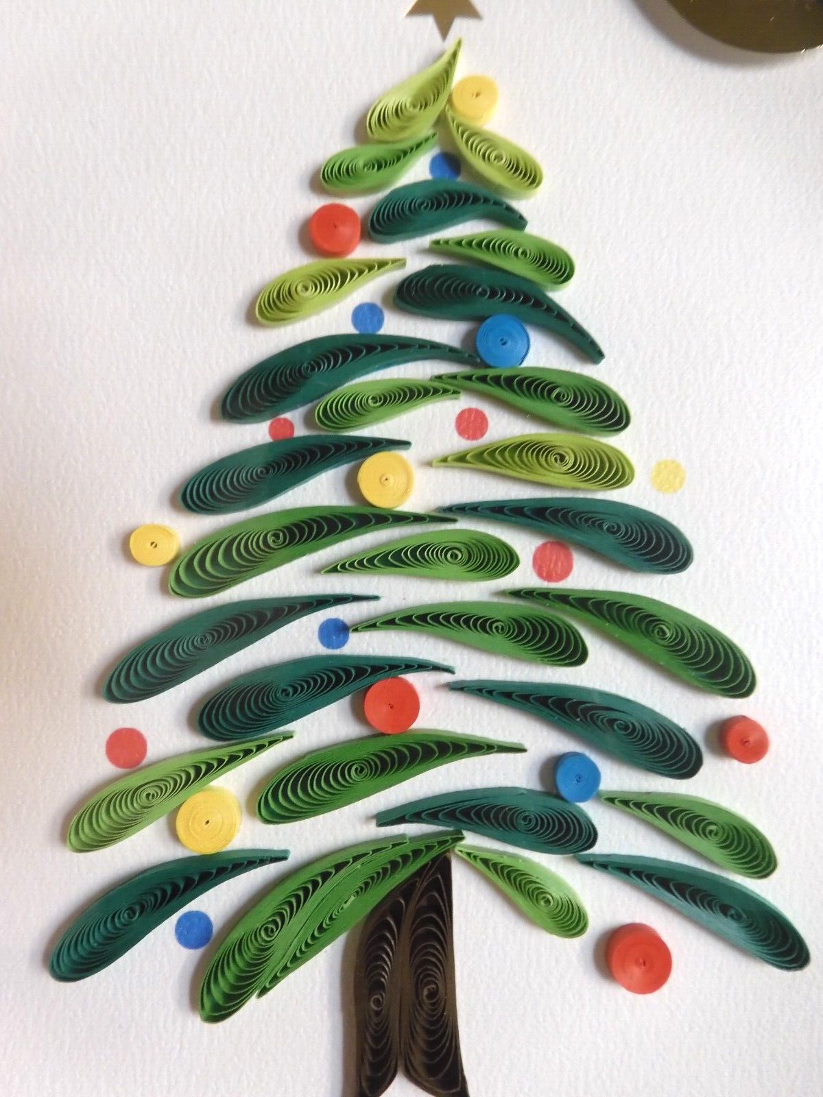 1 Hallmark Signature Card High Quality Christmas Quilled Tree Frameable