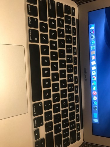 Apple macbook air 11.6 laptop Early 2015, 8Gb RAM, I7, 2.2GHz, SSD 256Gb.