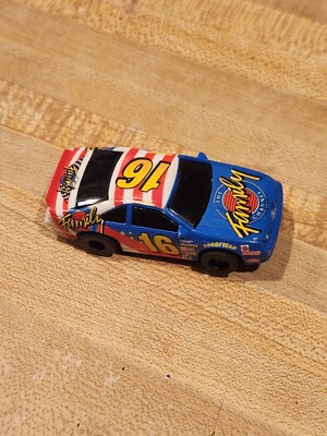 Tyco Family Channel Primestar #16  Magnum 440-X2 HO Slot Car