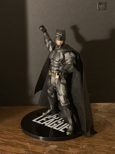 Mezco One 12 Collective Dc Justice League Movie Tactical