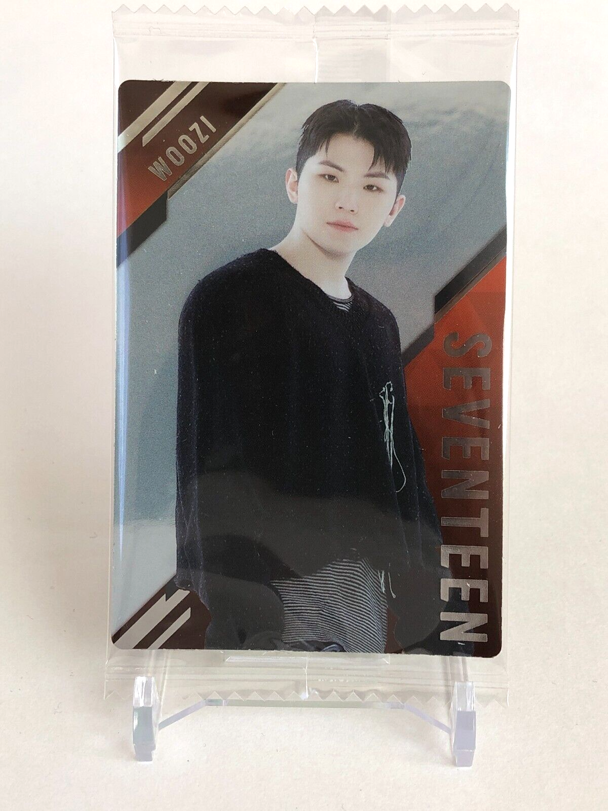 Woozi Seventeen wafer official Photo card sealed Bandai
