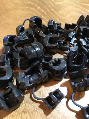 New Heyco 7K-2 cord grip Snap in Plastic strain relief lot of  20 pcs