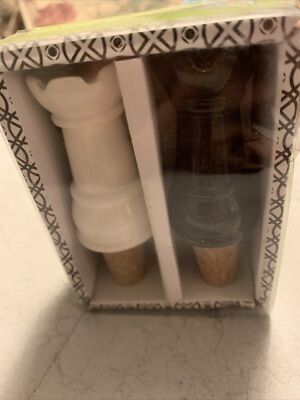 Ceramic Chess Wine Stoppers-2 Sets-Rooks & Knights-Black & White-NIB