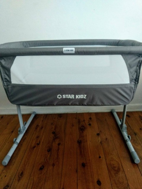 star kidz vicino deluxe baby bedside bassinet