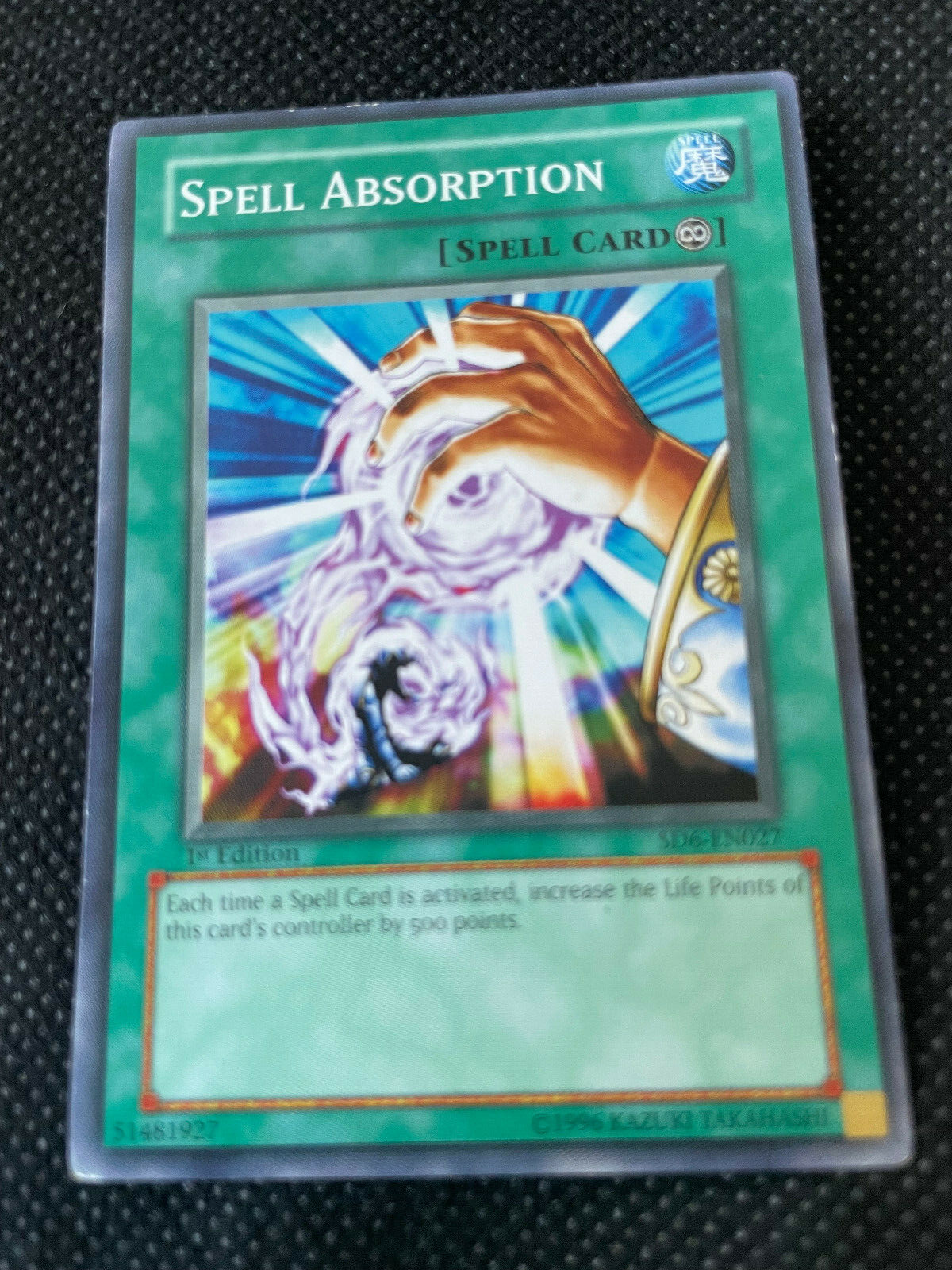 魔法吸収　旧アジア版　レリーフ　Spell Absorption 魔法吸収/Spell Absorption【アルティメットレア】 アジア1st
