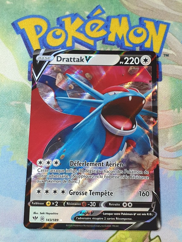 Carte Pokemon Drattak V 143/189