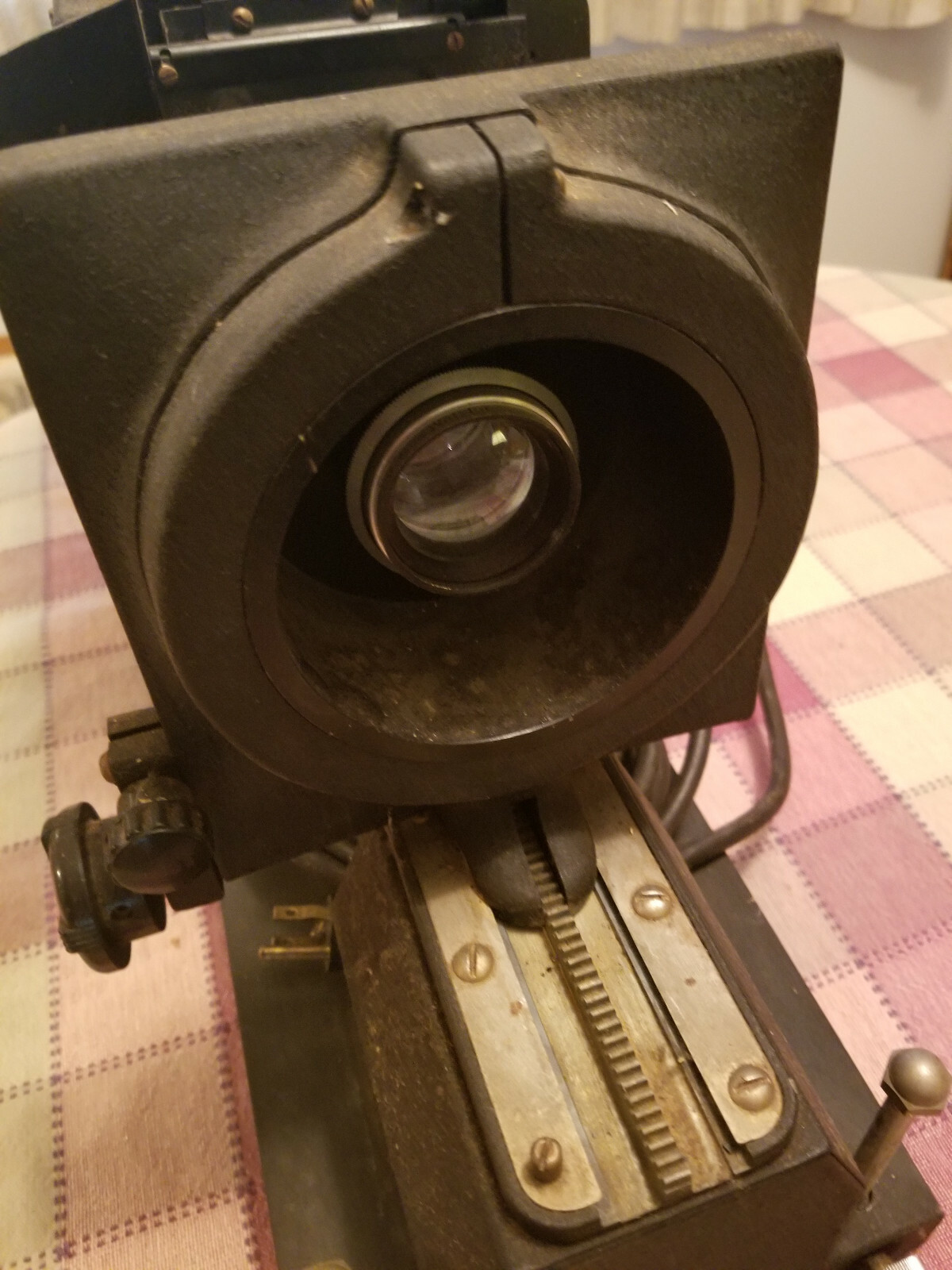 Vintage Charles Beseler Co. 70mm Still Picture Projector Model 5300