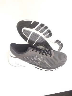 asics t7d0n