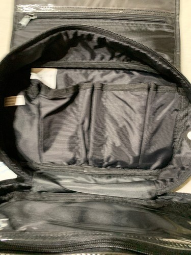 Dockers Hanging Travel Toiletry Kit w Handle Black Zippered Internal Pockets NEW