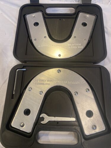 GORILLA LADDER SCAFFOLD BRACKETS STATIC HINGE NEW IN BOX. AAO