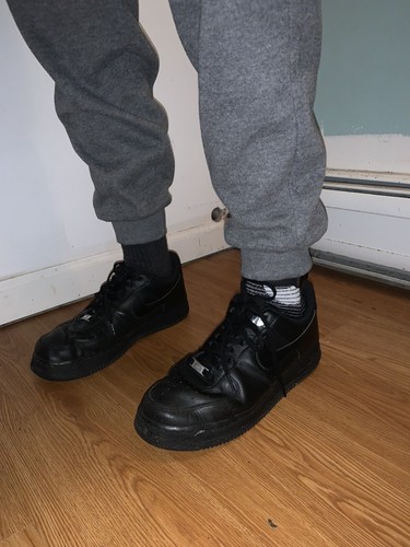 black air forces fits