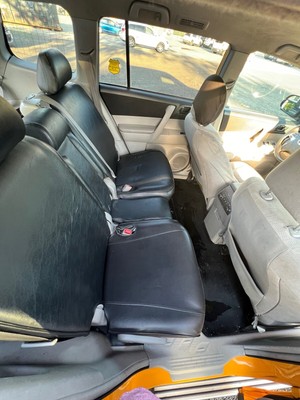 image 3 of interior