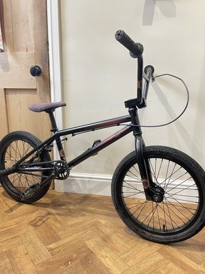 WeThePeople Arcade BMX 18” Stunt Bike