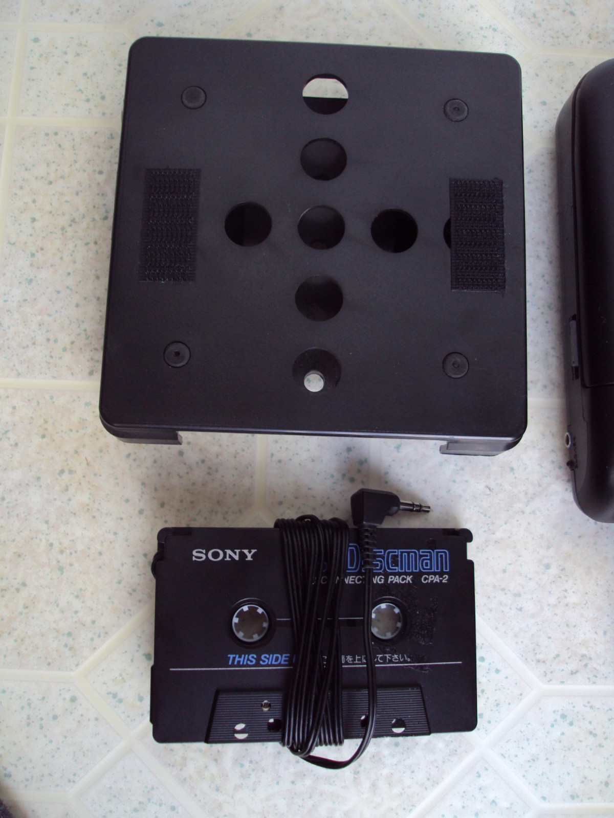 Sony Car Discman D-180K Portable CD Player, Cassette Adapter, Plug & Stand