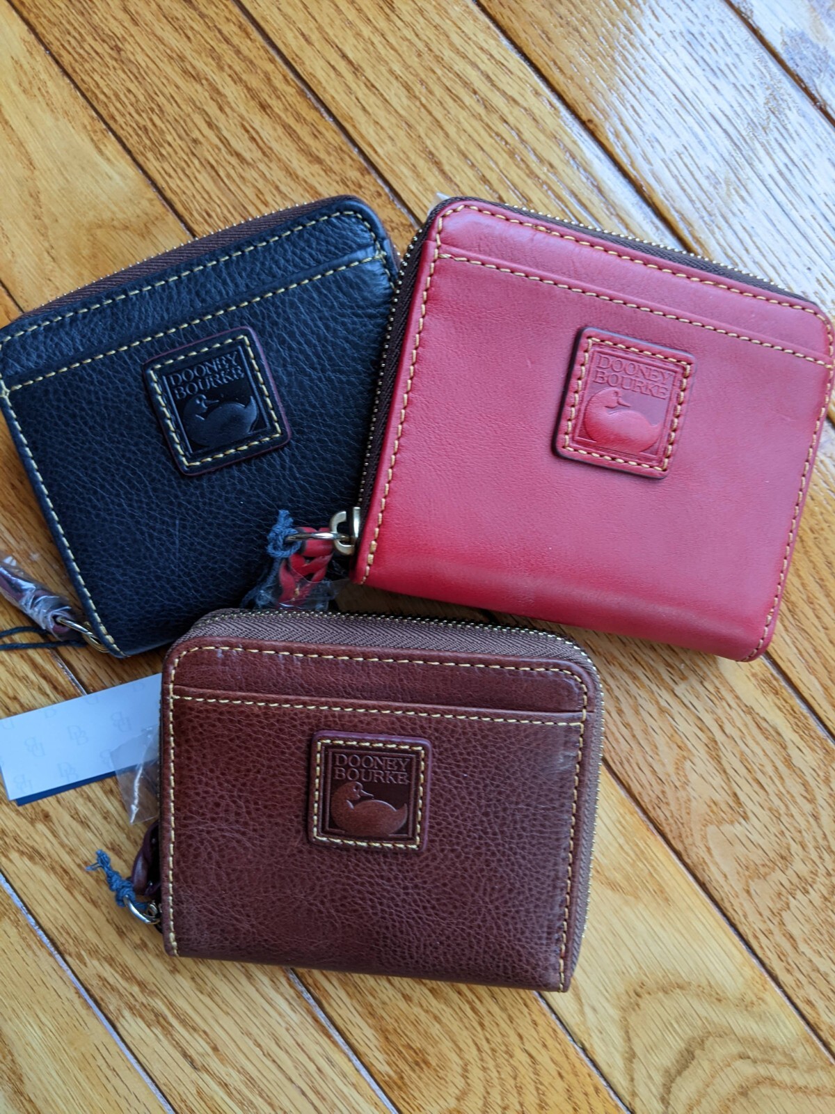 Dooney and bourke florentine wallet hotsell