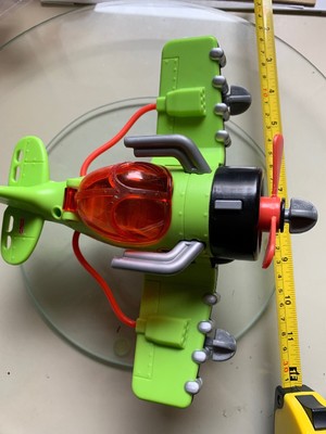2010 Mattel Green Air Plane Toy V4103 No Driver E78