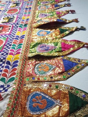 Vintage Indian Elephant Hanging Door Decor / Toran Handmade Embroidery, Mirrors!