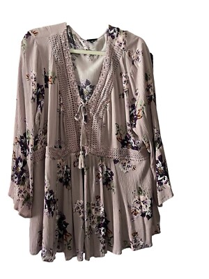Torrid Plus Size Women s Top Size 3X Muted Shades Of Purple And Pink Floral Boho