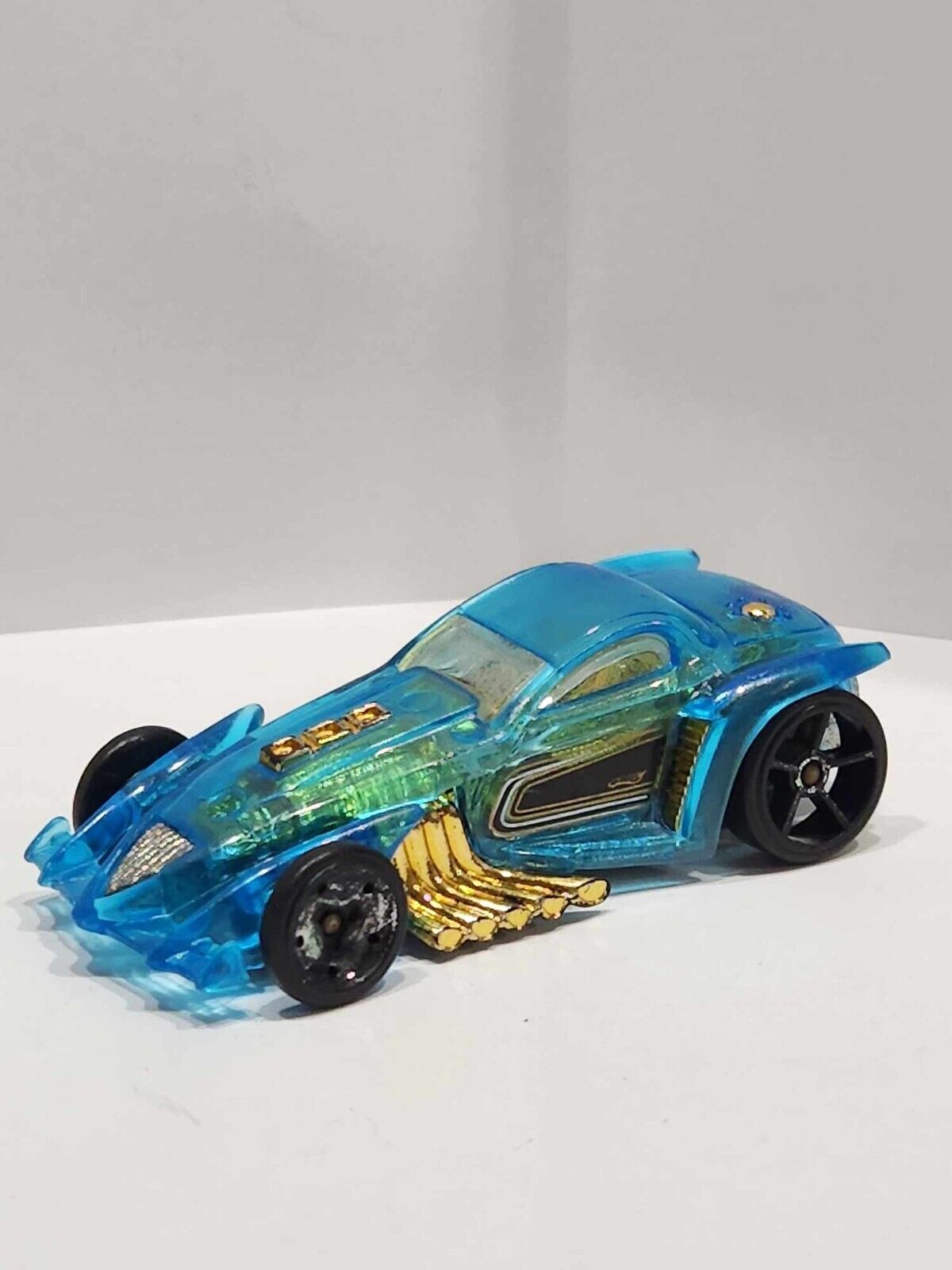 (Extremely RARE Colour) Hot Wheels Burl-Esque 2010 HW X-Raycers - For  Collectors