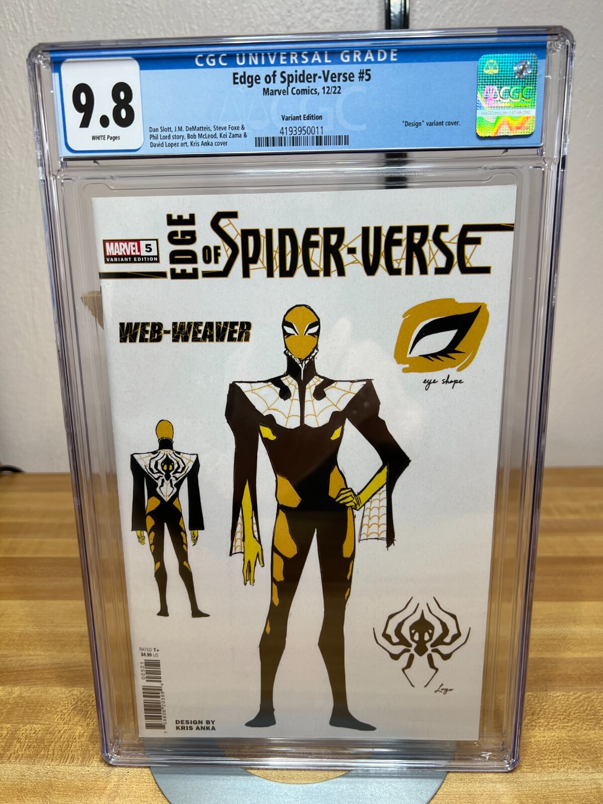 人気定番の - 9.8 CGC - #5 Spider-verse the of Edge 1:10 Weaver Web 洋書