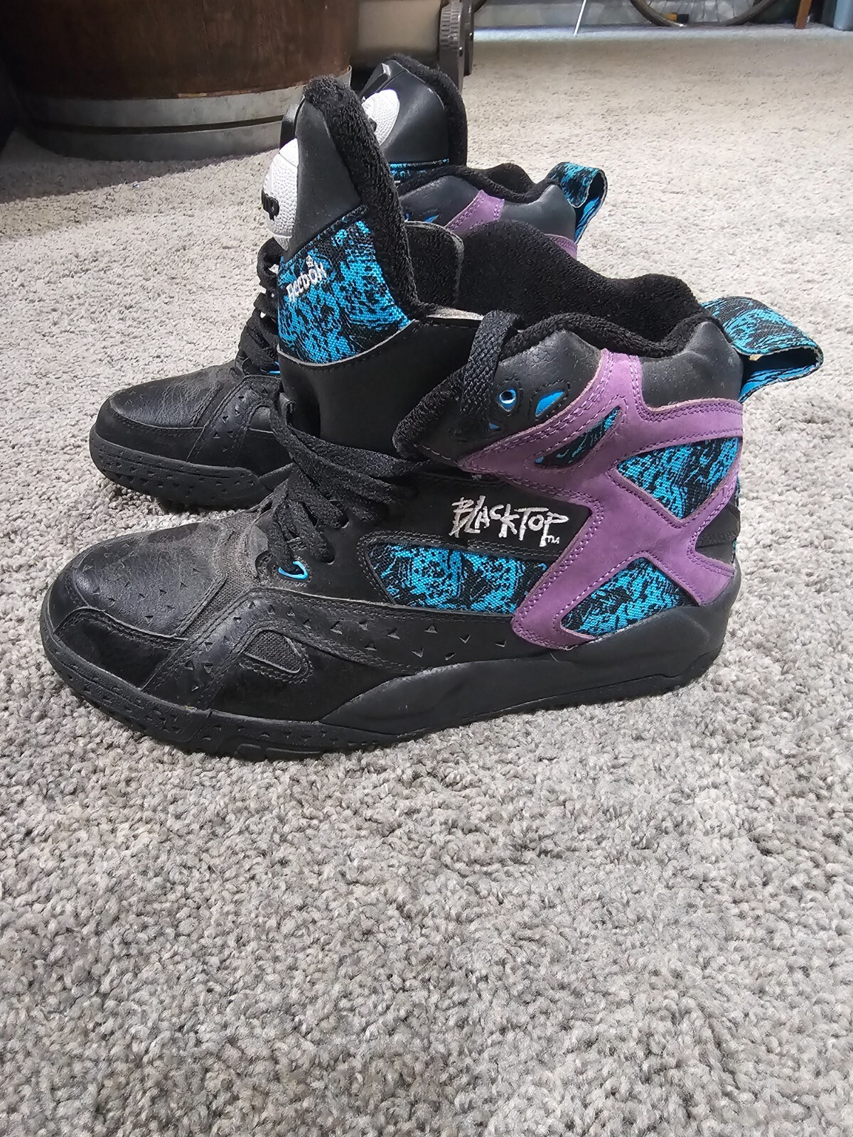 reebok pump blacktop