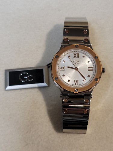 Pre-owned Guess Collection Gc  Spirit Lady Rose Gold,silver Quartz Watch -