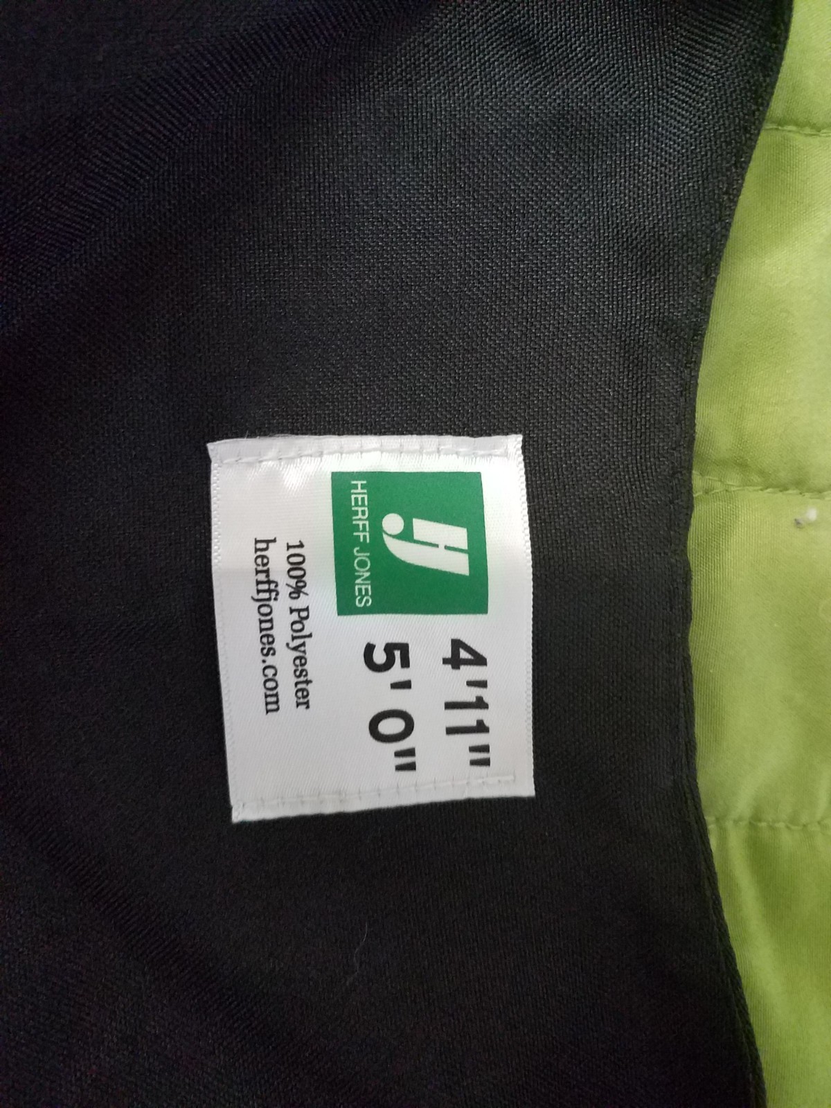 Master graduation regalia (gown+cup+tassel)size 4'11