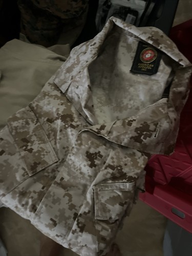 USMC Desert Marpat utilities MCCUU Medium Regular Blouse USMC Desert Marpat utilities MCCUU Medium Regular Blouse