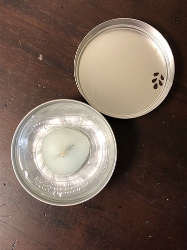 Glade Scented Oil Refillable Tin Candle Holder + 4 Count Refills Clean Linen NEW