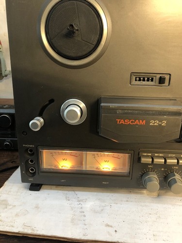 TASCAM 22-2 TWO TRACK STEREO TAPE DECK REEL-TO-REEL  Vintage Recorder