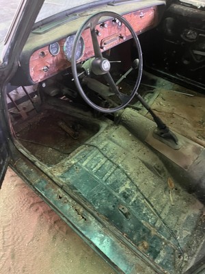 image 6 of interior