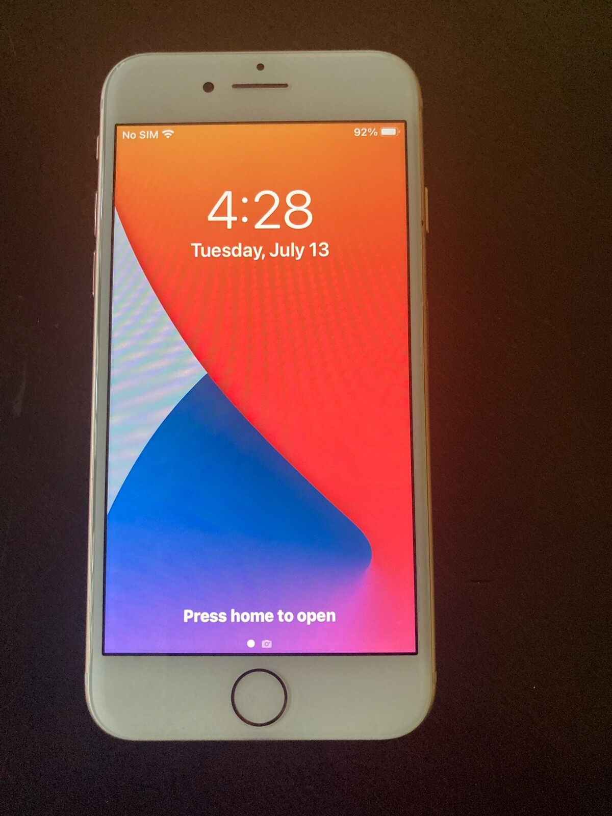 iPhone 8 64GB ゴールド バッテリー82% Apple iPhone 8 64GBゴールド