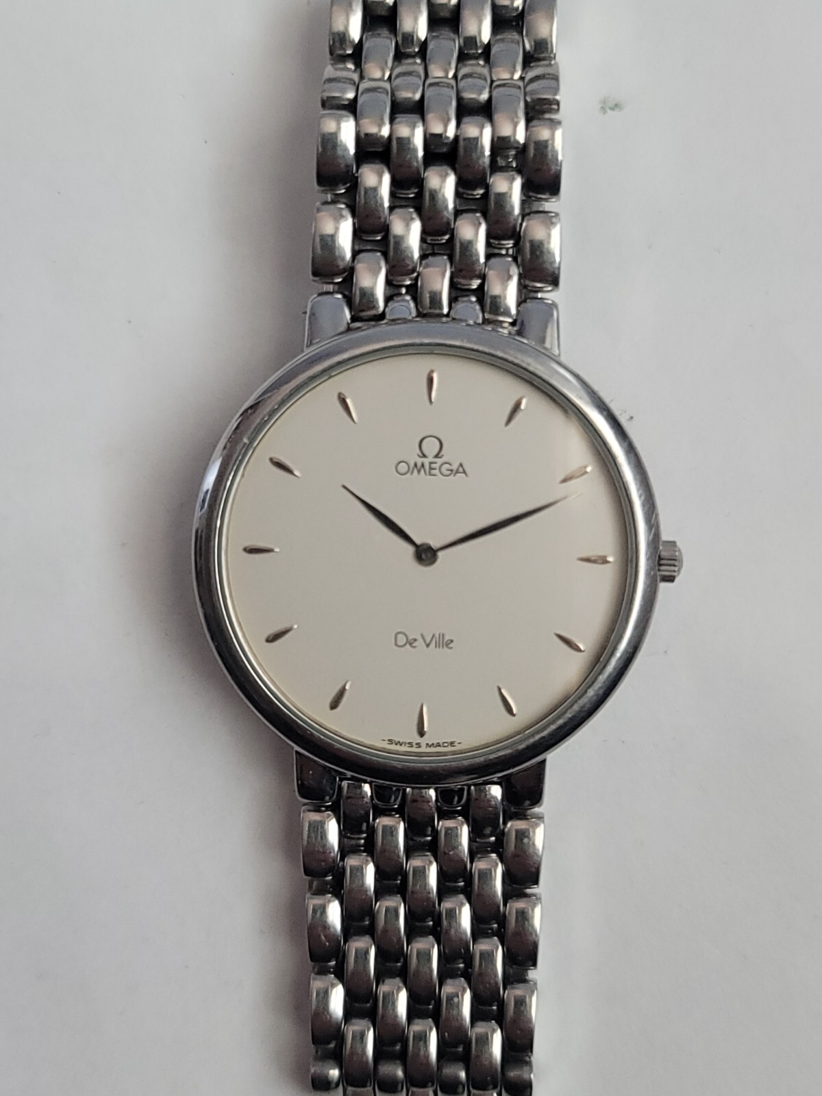 Vintage Omega De Ville Silver Dial Quartz Ultra Thin 32MM Vintage Omega De Ville Silver Dial Quartz Ultra Thin 32MM