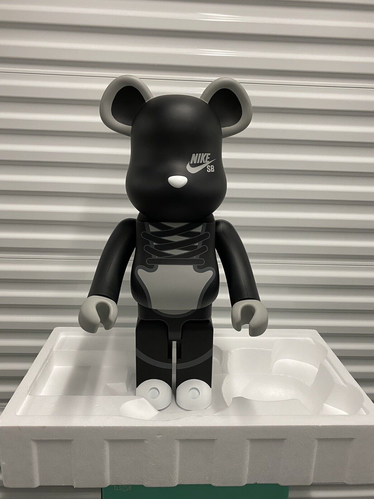 Nike SB (Black Version) 1000% Be@rbrick Bearbrick | eBay