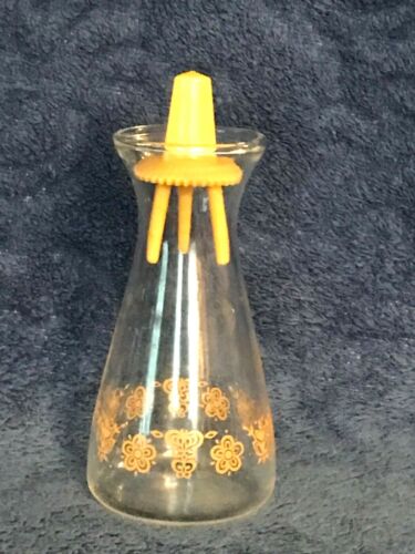 VTG PYREX / CORNING / CORELLE BUTTERFLY GOLD CLEAR GLASS SALT / PEPPER SHAKER