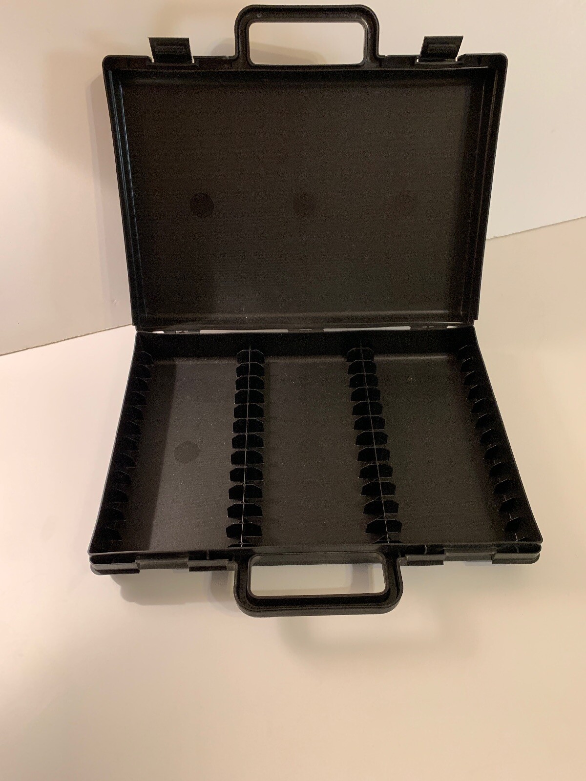 Vintage Cassette Carry Case Portable Music Storage Holder 36 Tapes Travel