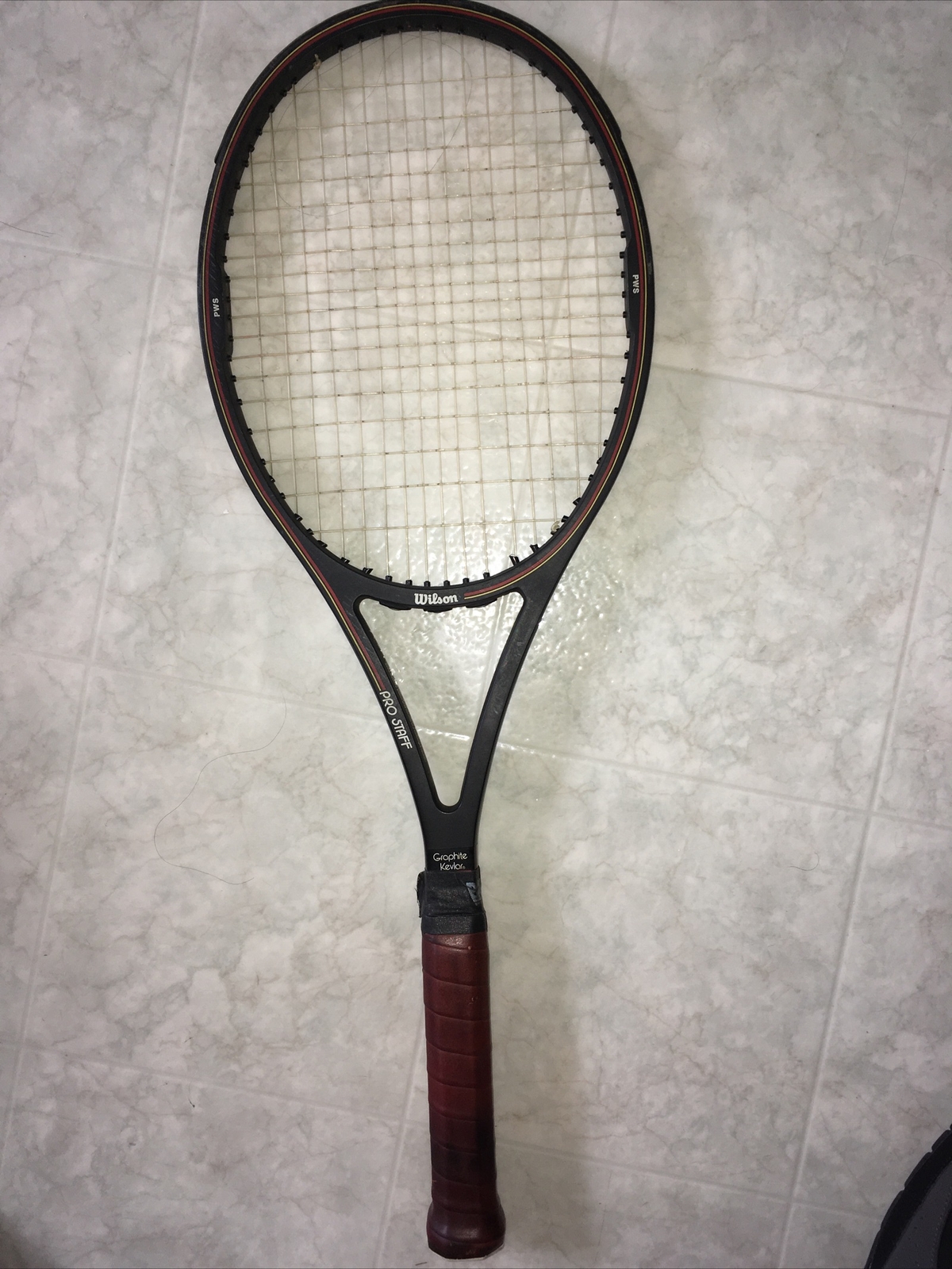 Wilson Pro Staff Midsize 85 St. Vincent 4 1/2 Wilson Pro Staff Midsize 85 St. Vincent 4 1/2