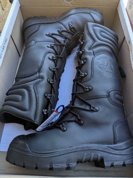 steel blue mining boots