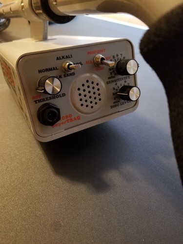 Tesoro Lobo Super Traq Metal Detector 10