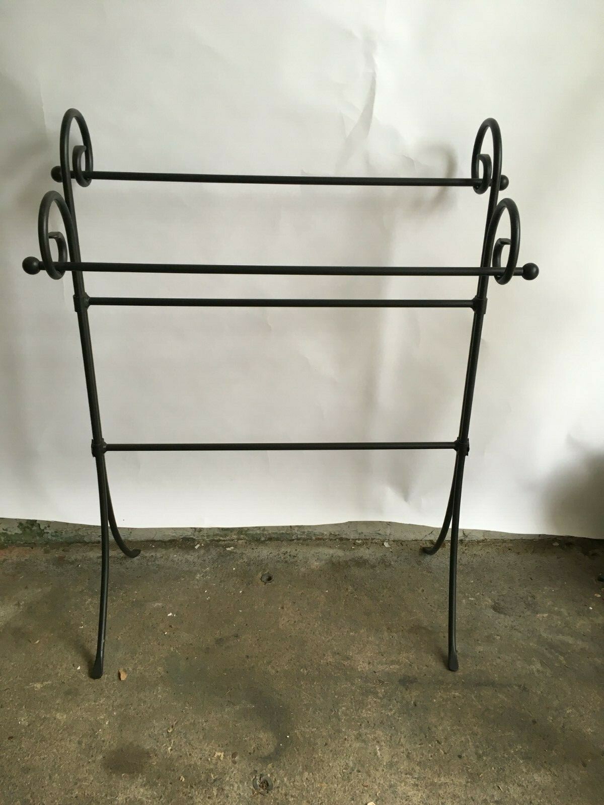 Longaberger Wrought Iron Quilt Rack Rod Holder