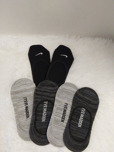 2 Pair & Steve Madden Gray Footie Socks 4 Pair