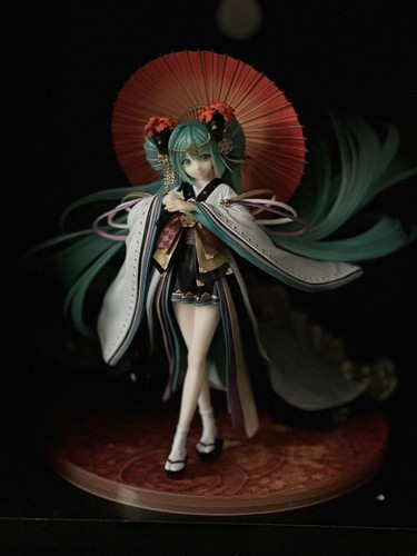 Hatsune Miku Land of The Eternal 1/7 Scale Figure Good Smile