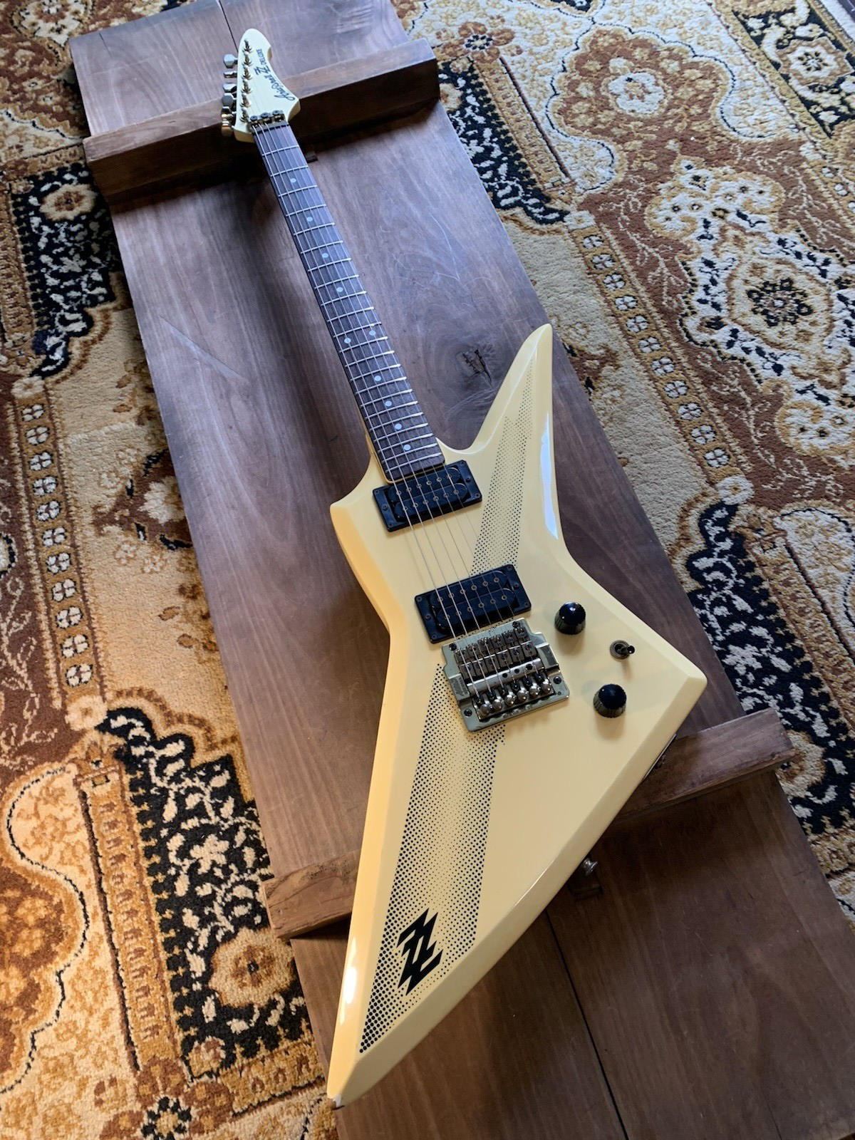 Aria II Pro ZZ Deluxe - Used エレキギター Red Metallic w⁄Case