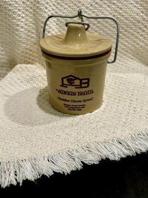Angus Barn Crock Raleigh NC State Cheddar Cheese Spread Jar Lid Vintage Stone