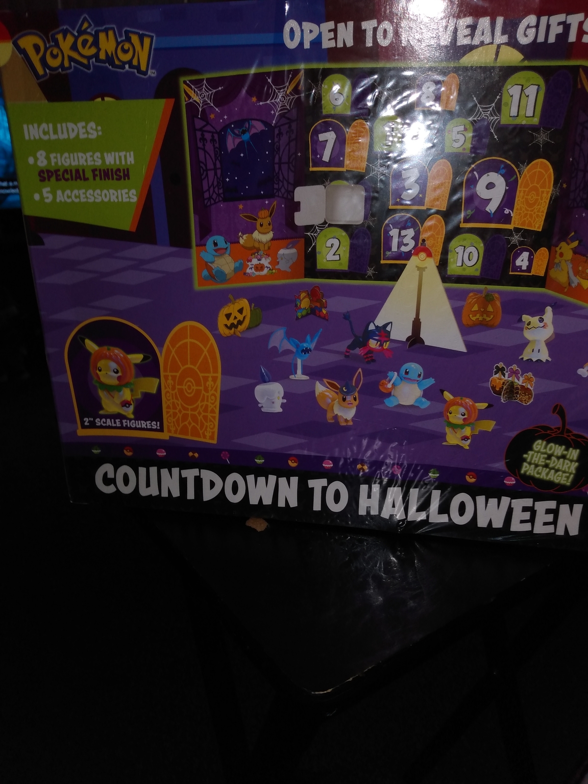 Pokemon Countdown To Halloween 13 Day Advent Calendar. 8 Figures & 5