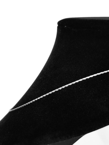 Pre-owned Jewelry By Paula Fine Solid 14k White Gold Sparkle Cable Wire Omega Collar Necklace 1 Mm