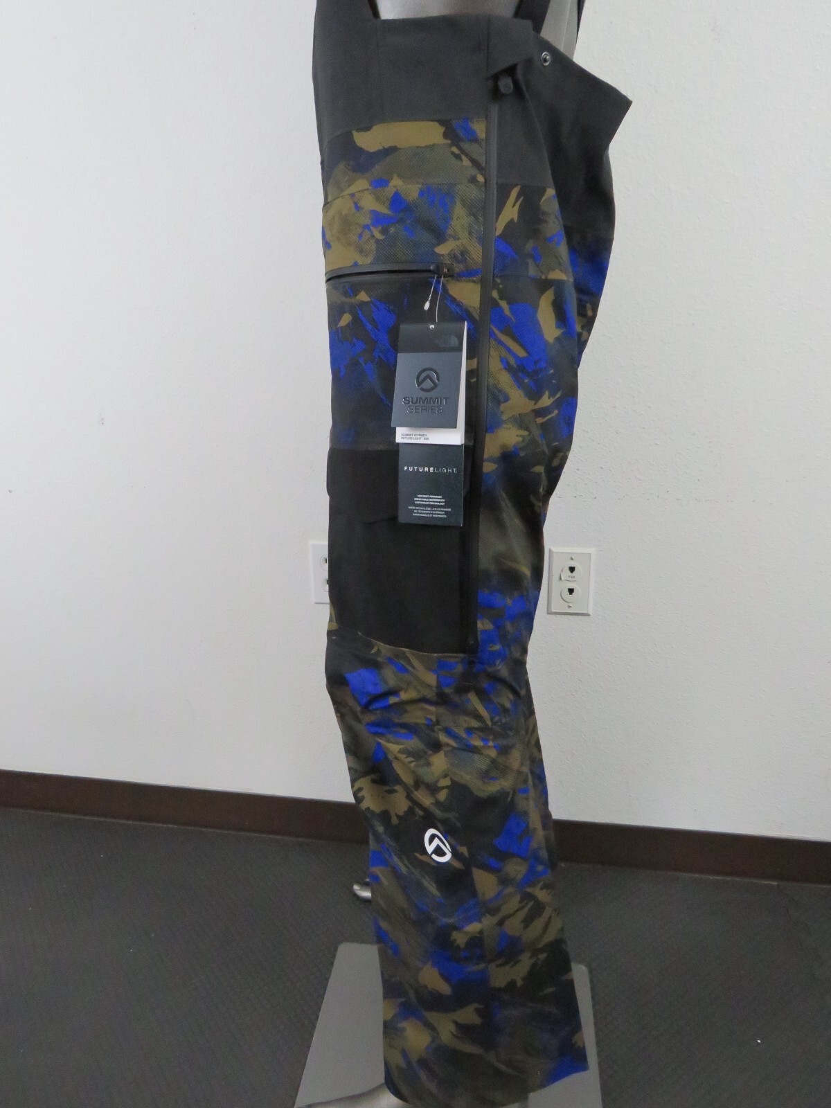 Pre-owned The North Face Mens North Face Summit Verbier Waterproof Futurelight Shell Ski Bibs Pant Olive In Military Olive Summit Mountainscape Print / Tnf Black / Tnf Blue