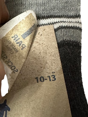 Pair Men’s KANGOL Gray Red Striped Dress/Casual Crew Socks Mens Size 10 -13 NEW