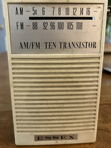 vintage Essex am/fm ten transistor radio No Antenna 9volt W