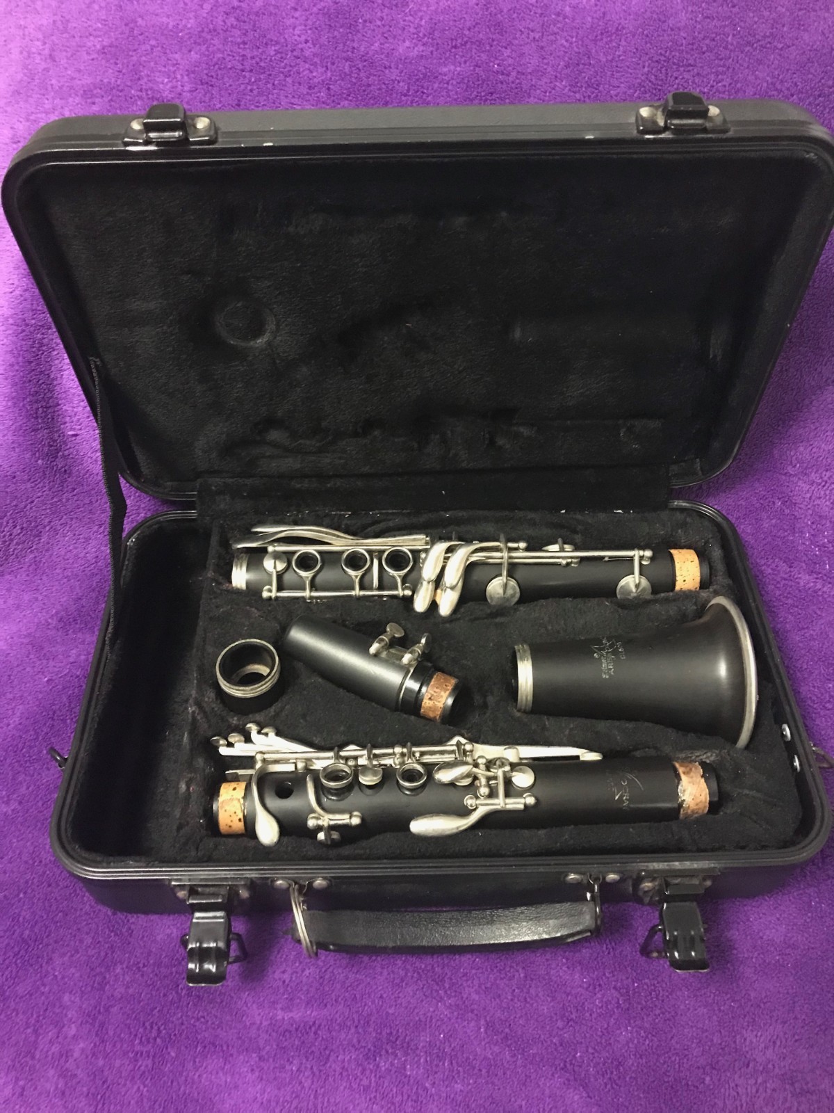 CL-600 Clarinet used in fair condition case included